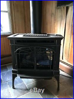 LOPI, Berkshire Gas Fireplace Complete with Gas Logs + Soapstone Panels + Remote