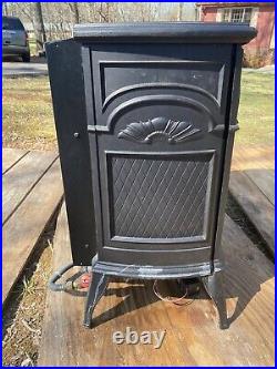 Vermont Castings Vent Free Gas Heater UVS27R With Gas Logs Included